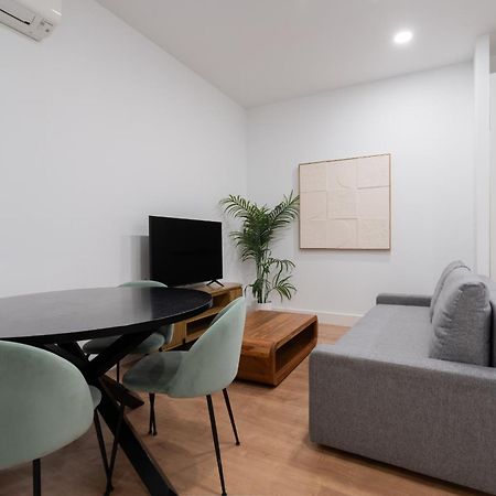Apartamentos Reformados En Metro Pacifico Alquiler Temporal Madrid Luaran gambar