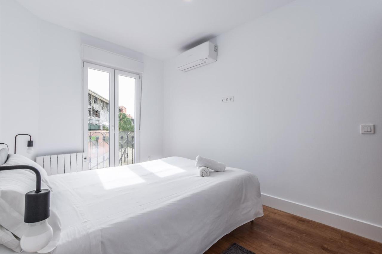 Apartamentos Reformados En Metro Pacifico Alquiler Temporal Madrid Luaran gambar