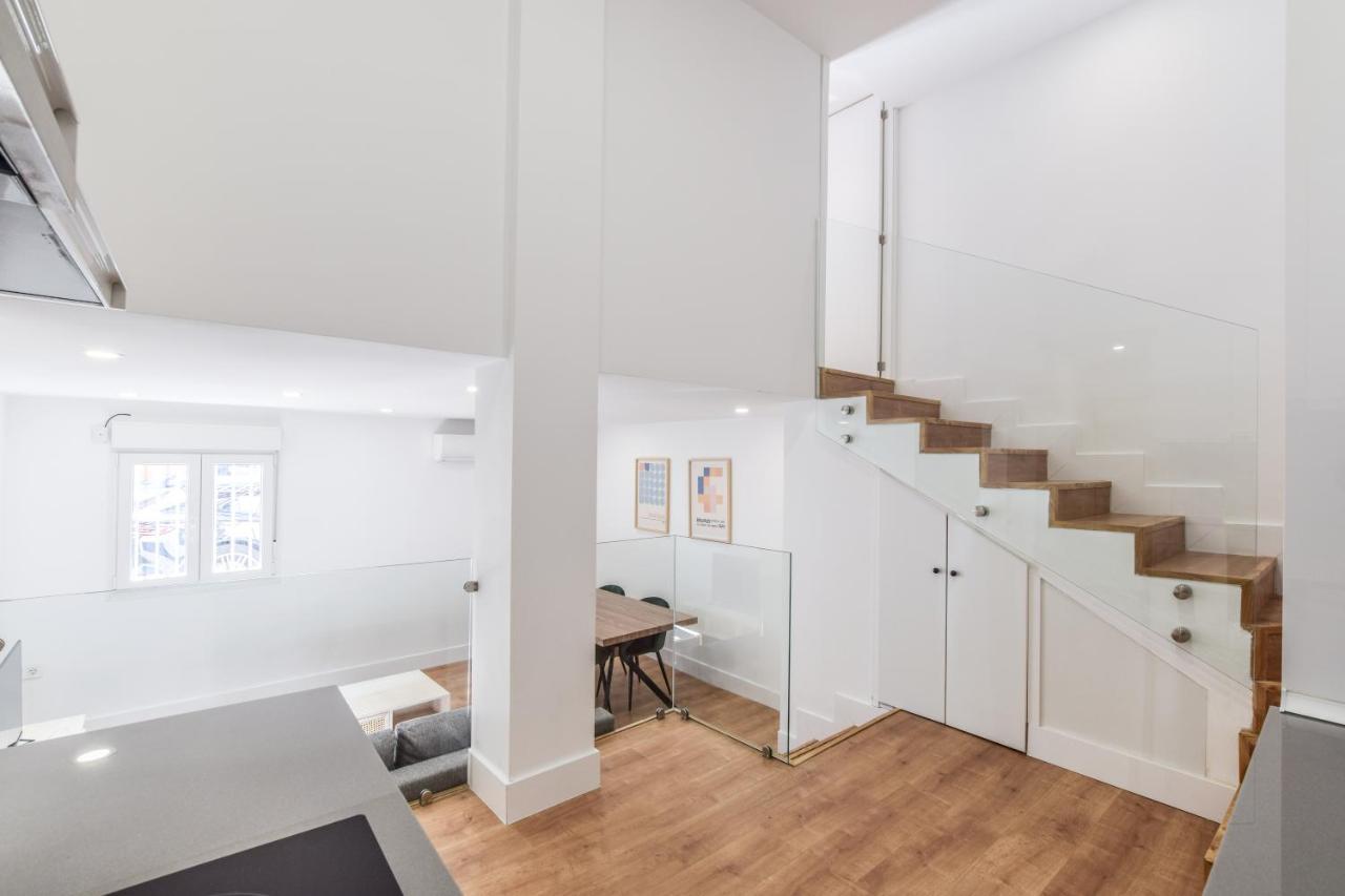 Apartamentos Reformados En Metro Pacifico Alquiler Temporal Madrid Luaran gambar