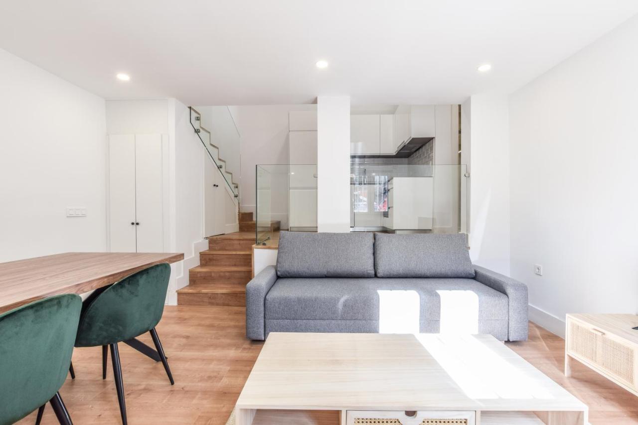 Apartamentos Reformados En Metro Pacifico Alquiler Temporal Madrid Luaran gambar
