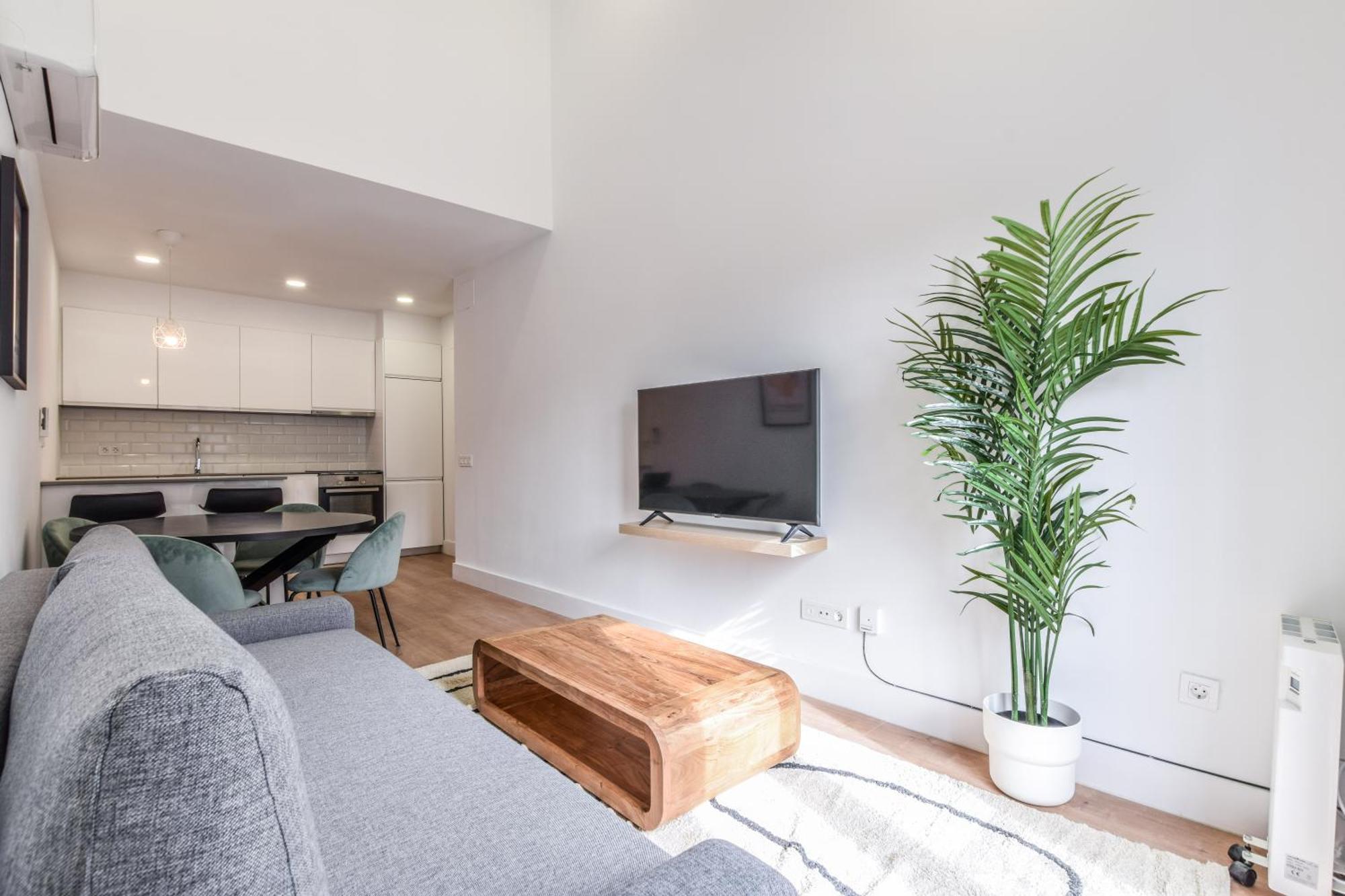 Apartamentos Reformados En Metro Pacifico Alquiler Temporal Madrid Luaran gambar