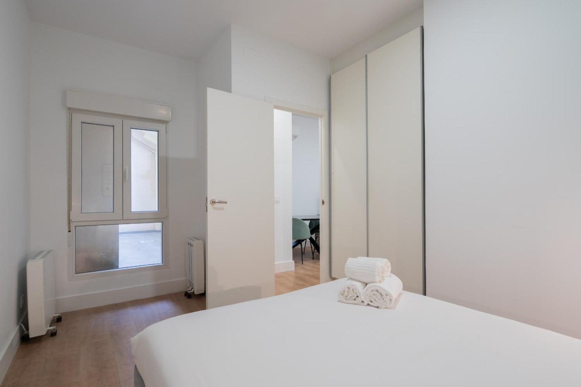 Apartamentos Reformados En Metro Pacifico Alquiler Temporal Madrid Luaran gambar