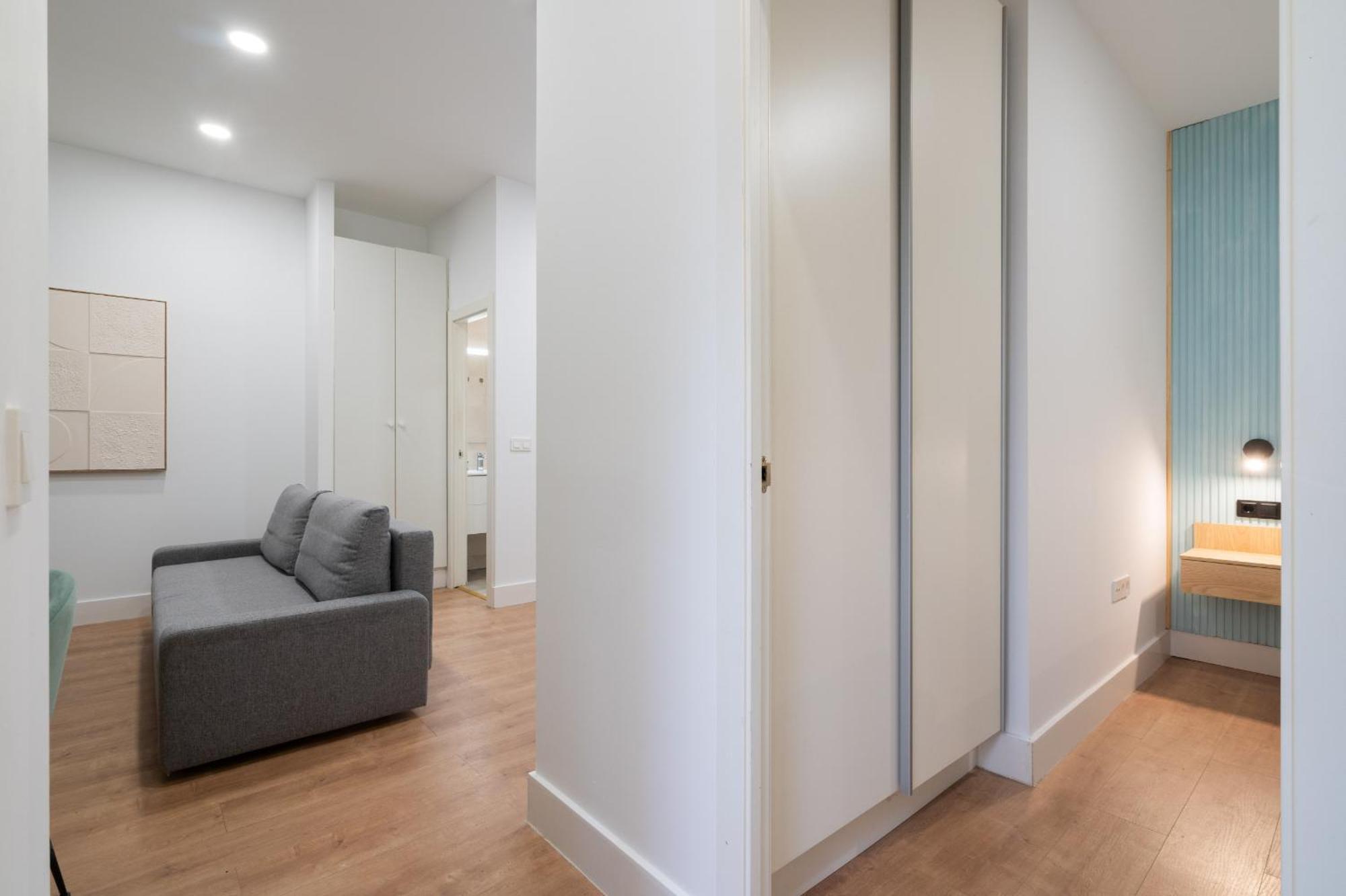Apartamentos Reformados En Metro Pacifico Alquiler Temporal Madrid Luaran gambar