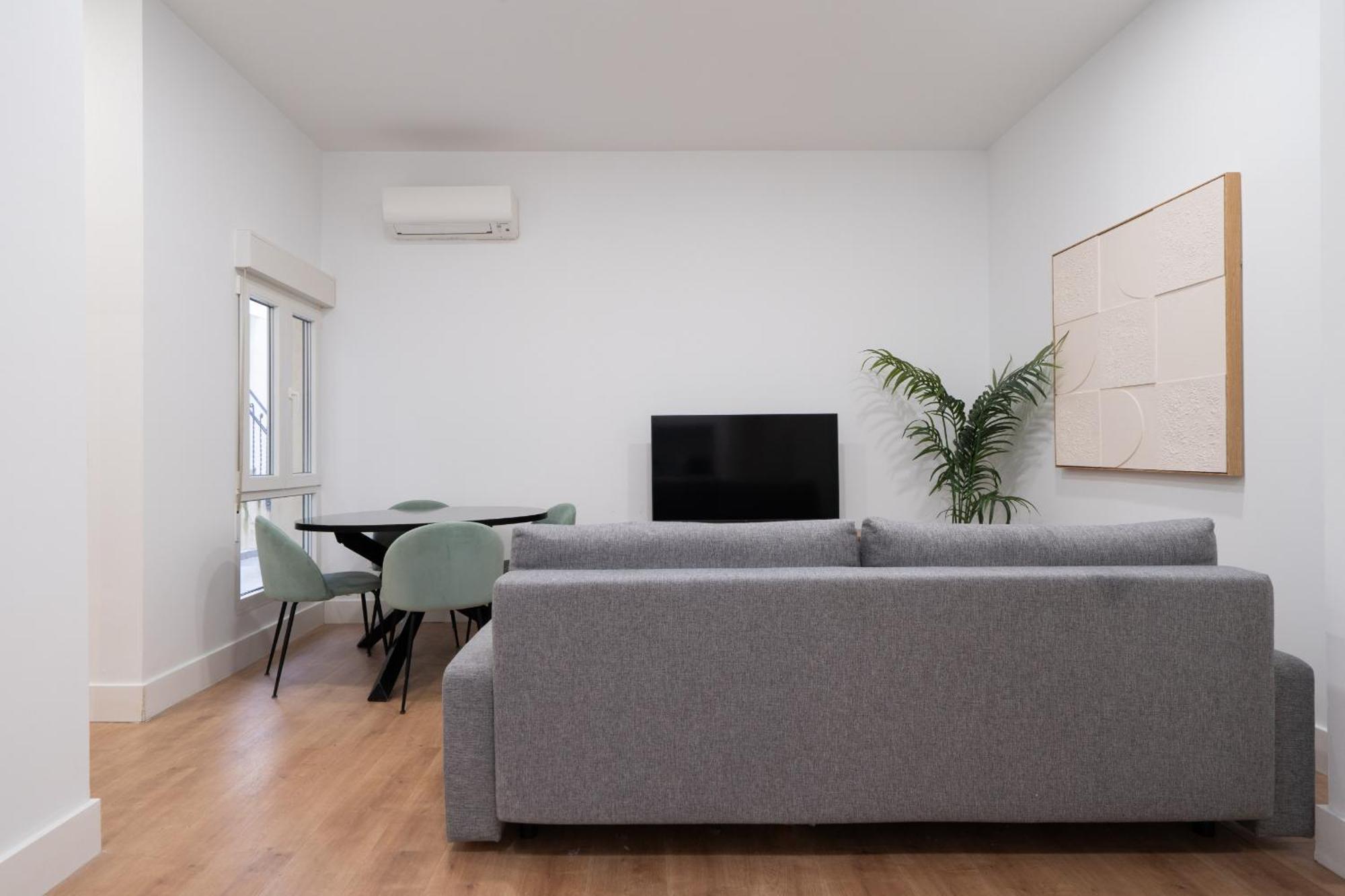 Apartamentos Reformados En Metro Pacifico Alquiler Temporal Madrid Luaran gambar