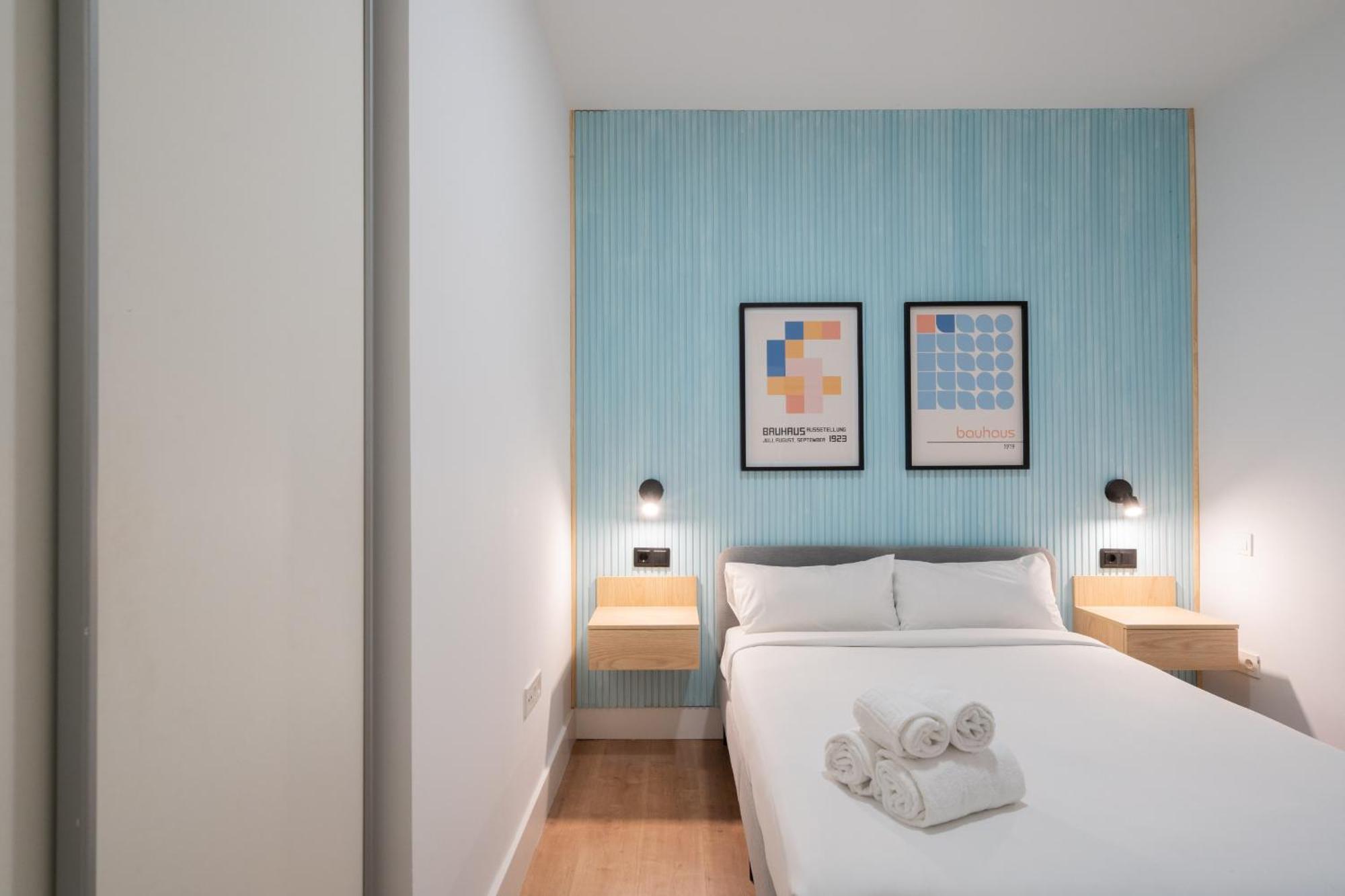 Apartamentos Reformados En Metro Pacifico Alquiler Temporal Madrid Luaran gambar
